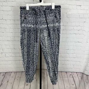 Ann Taylor LOFT size 4 Blue White Ikat Print Cotton Joggers With Pockets